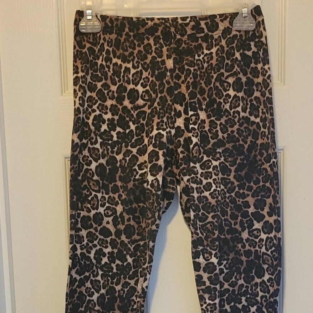 Bobbie Brooks Ladies' Animal Print Leggings size Medium